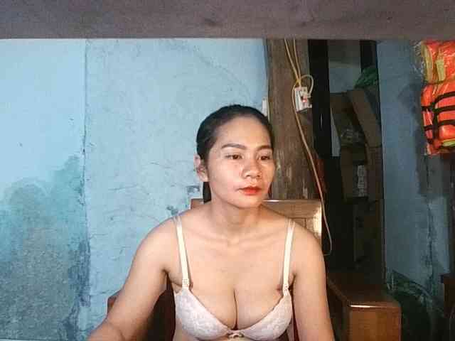 EllaShow93 webcam