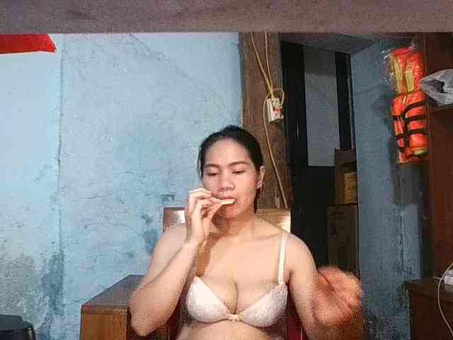 EllaShow93