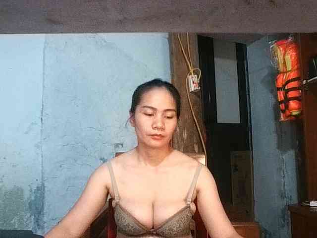 EllaShow93