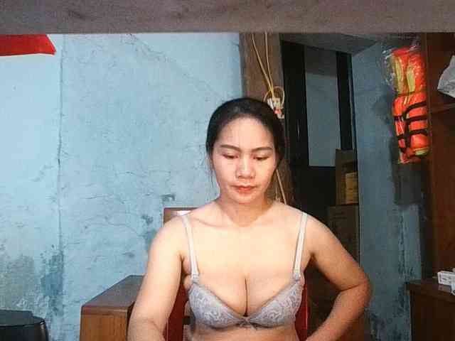 EllaShow93