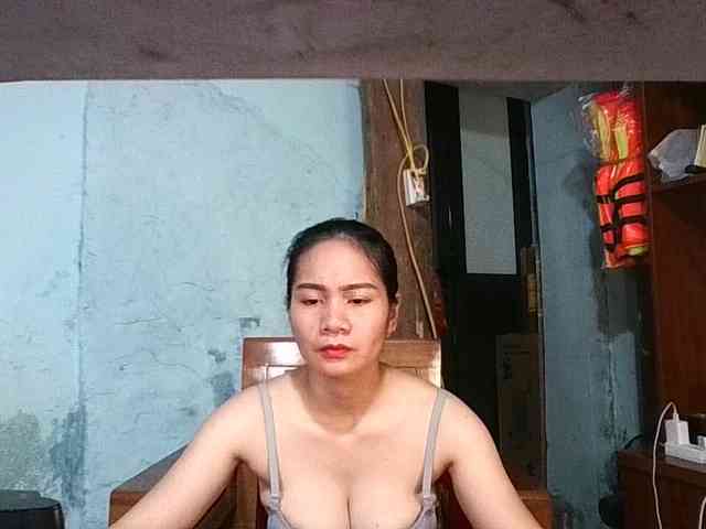 EllaShow93 webcam