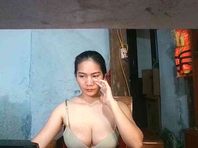EllaShow93