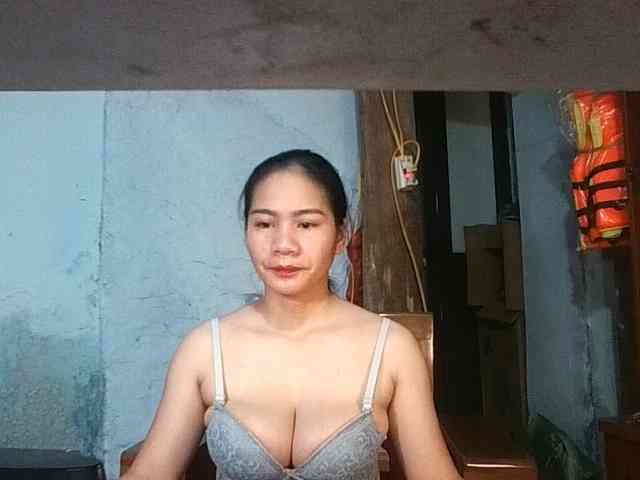 EllaShow93 webcam