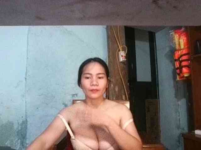 EllaShow93