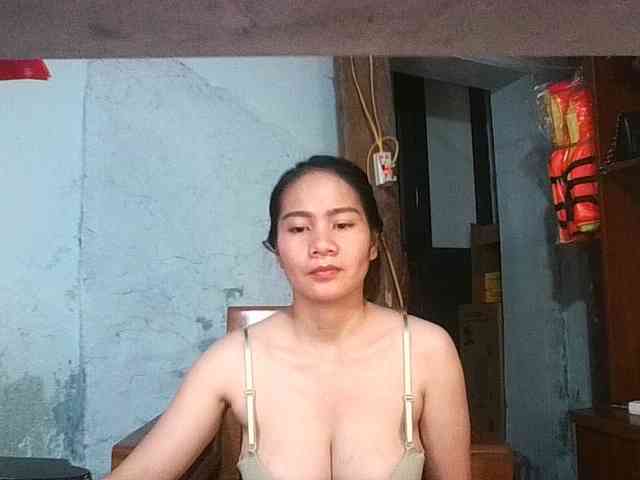 EllaShow93 webcam