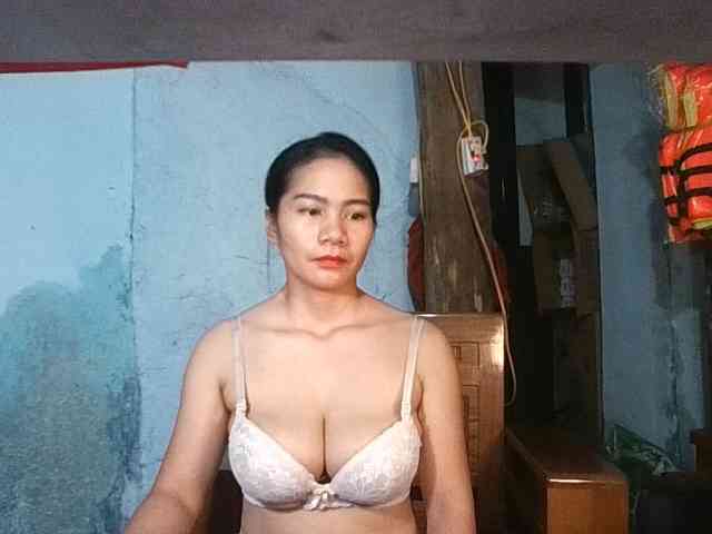 EllaShow93 webcam