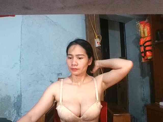 EllaShow93