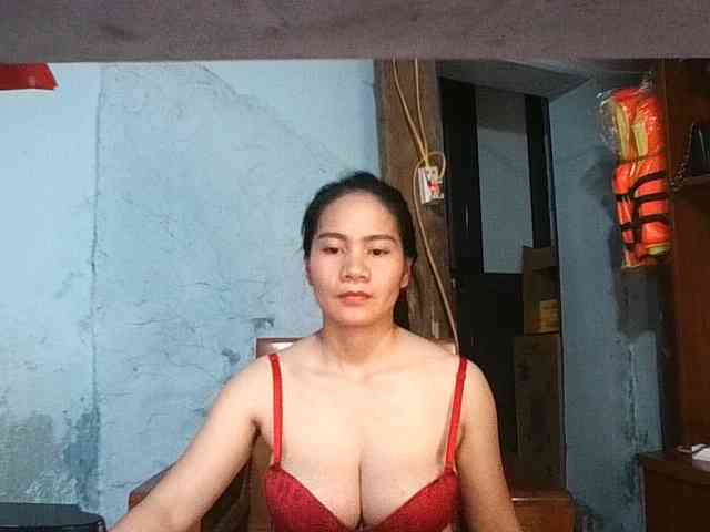 EllaShow93 webcam
