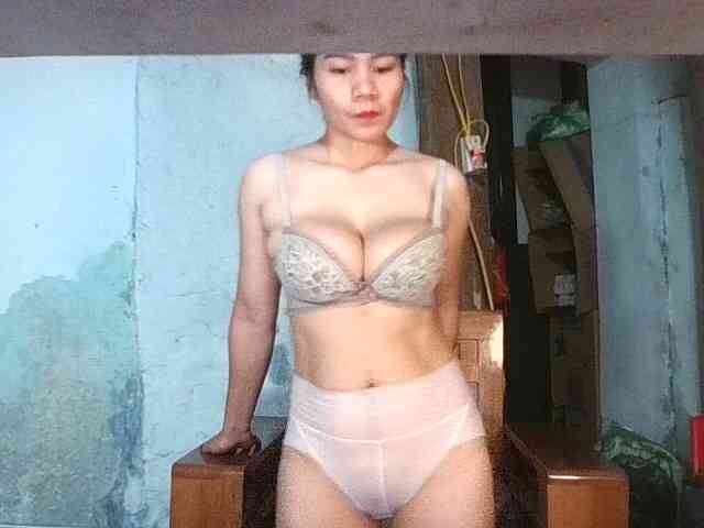 EllaShow93