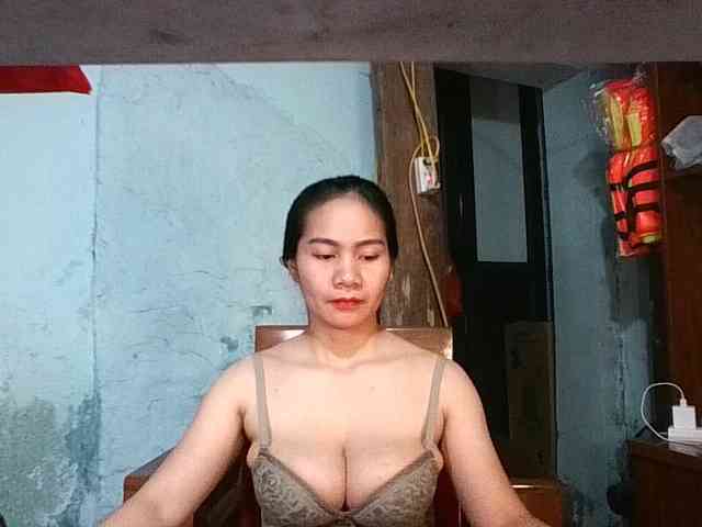 EllaShow93