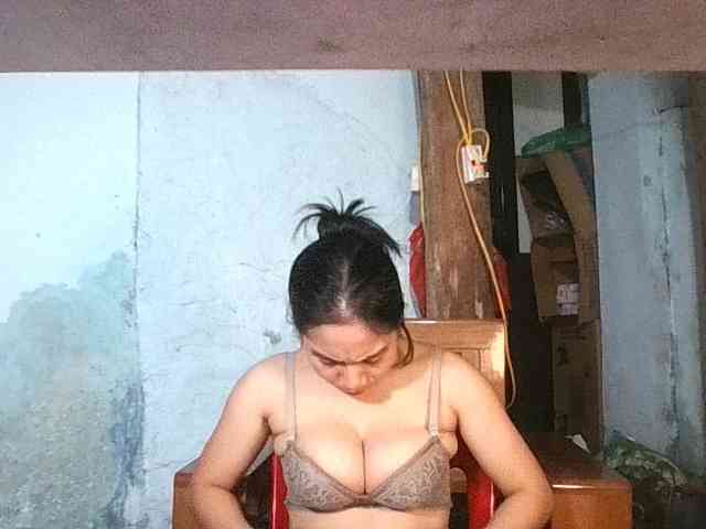 EllaShow93
