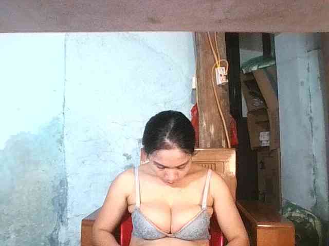 EllaShow93