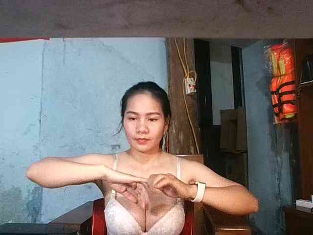 EllaShow93