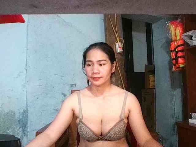 EllaShow93