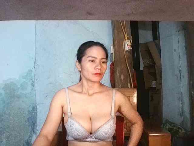 EllaShow93
