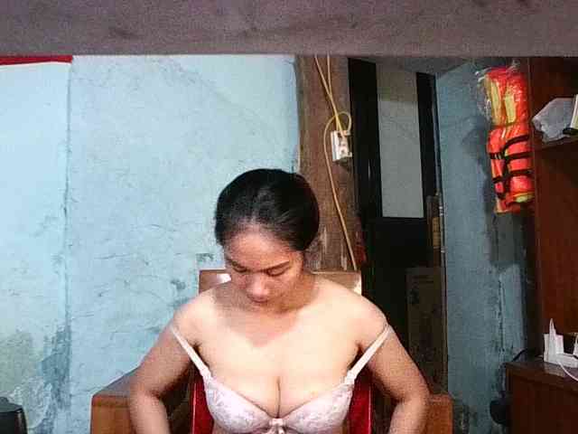EllaShow93