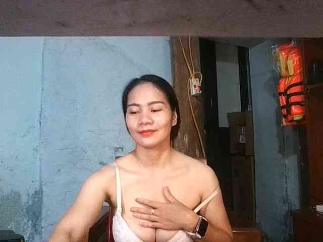 EllaShow93 webcam