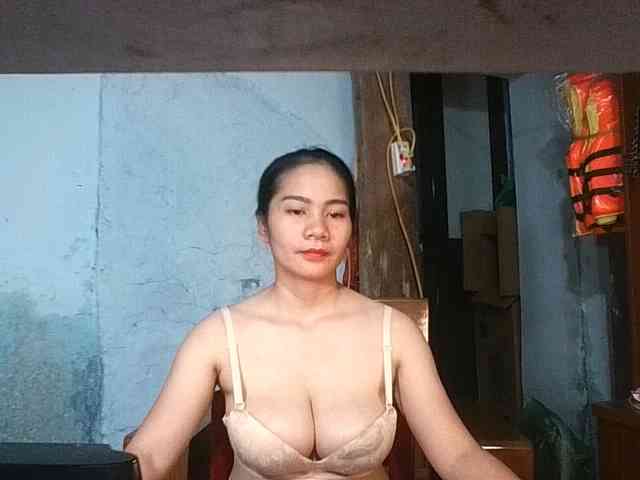 EllaShow93