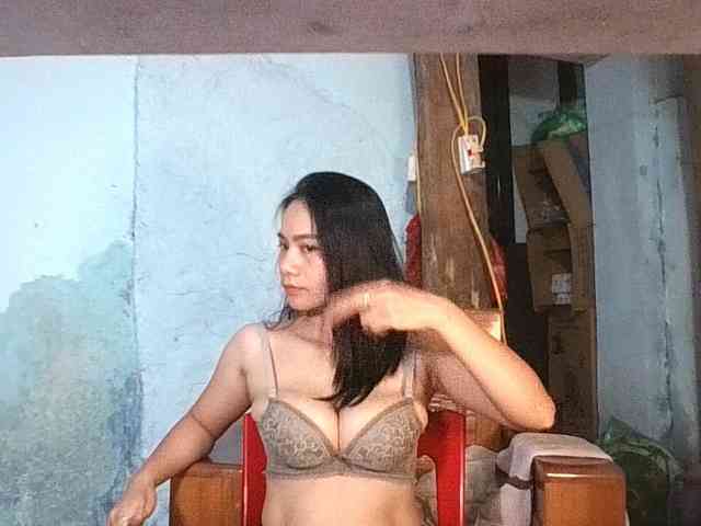 EllaShow93