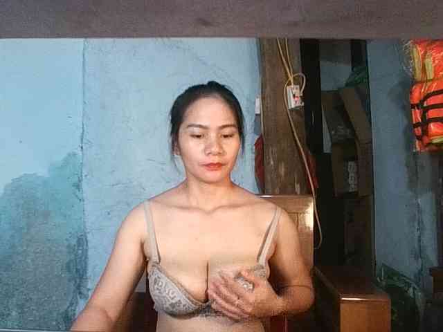 EllaShow93 webcam