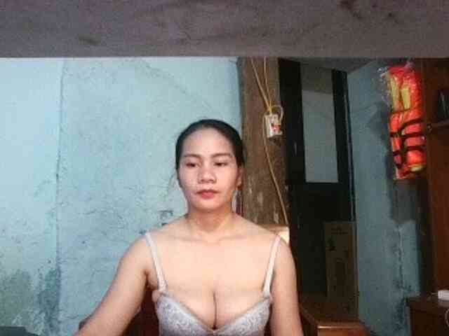 EllaShow93