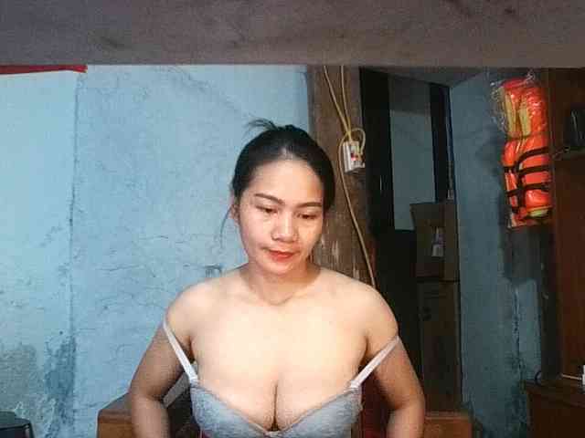 EllaShow93 webcam