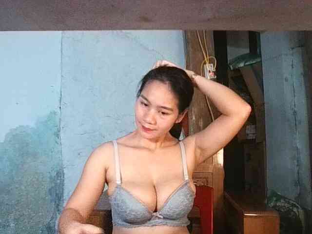 EllaShow93