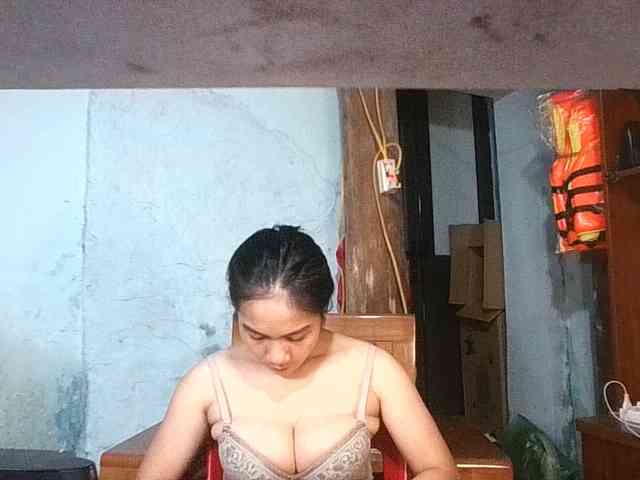 EllaShow93