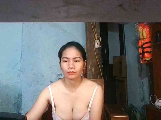 EllaShow93 webcam
