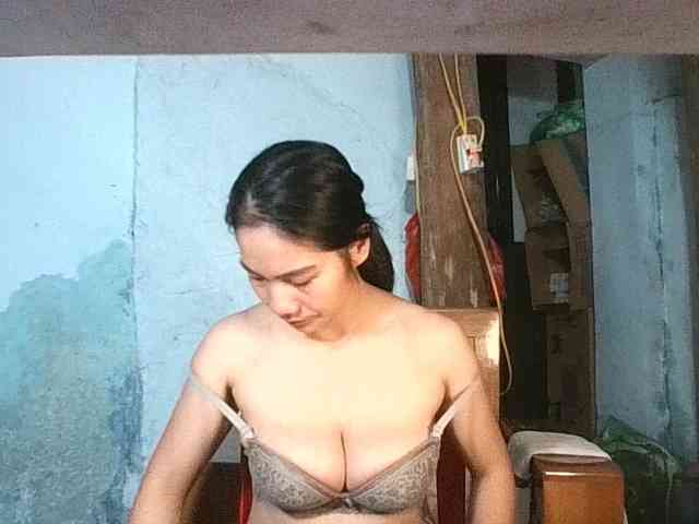 EllaShow93