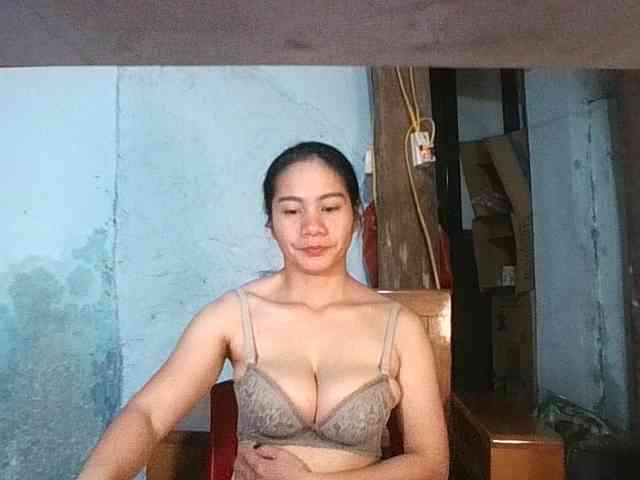 EllaShow93