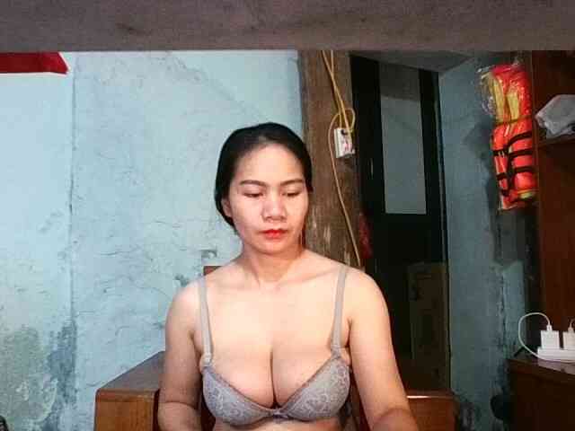 EllaShow93