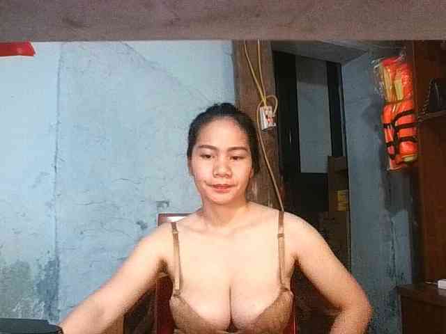 EllaShow93 webcam