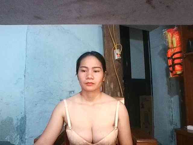 EllaShow93