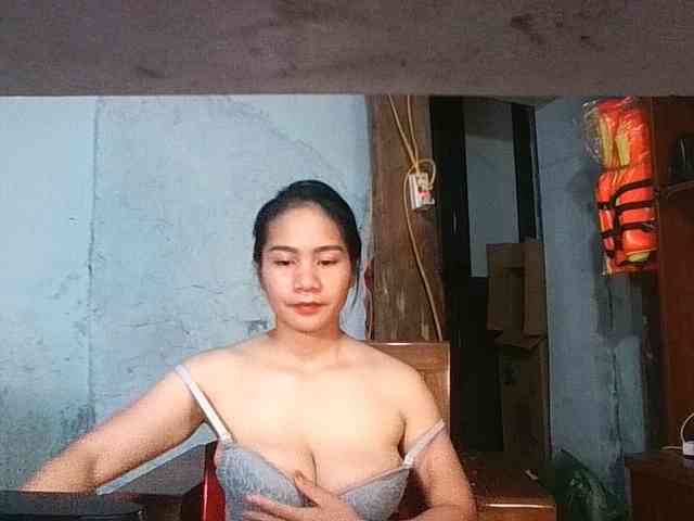 EllaShow93