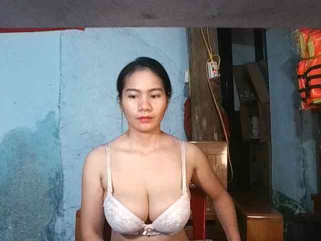 EllaShow93 webcam