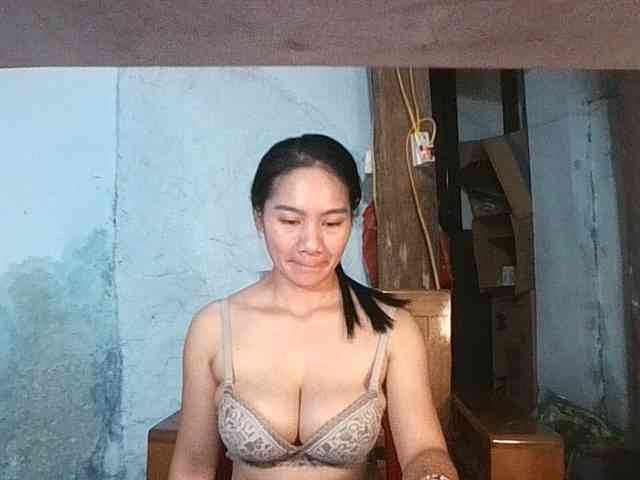 EllaShow93