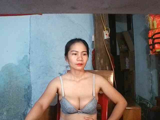 EllaShow93 webcam