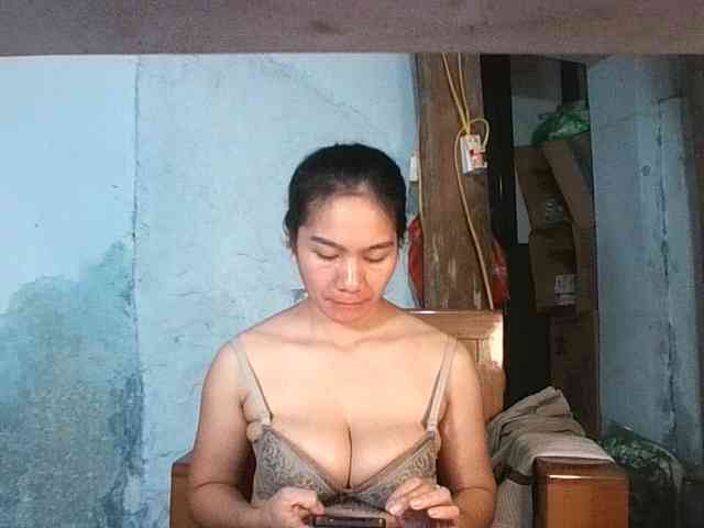 EllaShow93