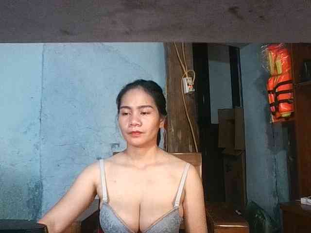 EllaShow93