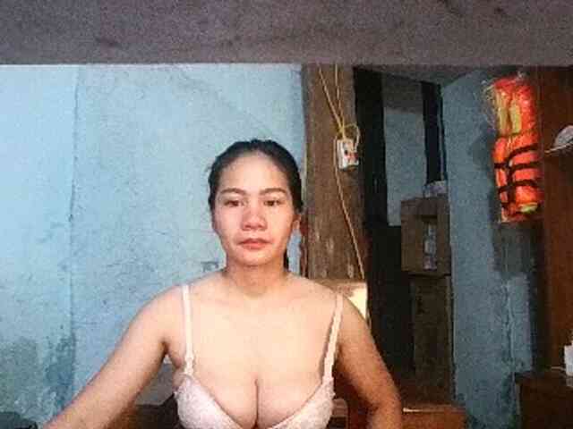 EllaShow93 webcam