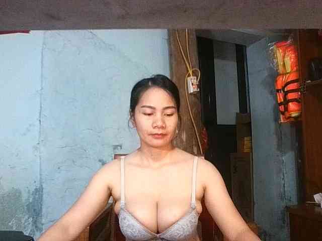 EllaShow93