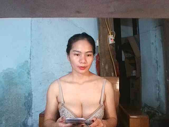 EllaShow93