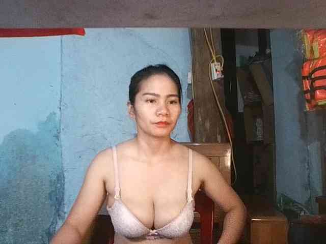 EllaShow93 webcam