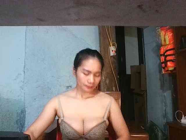 EllaShow93