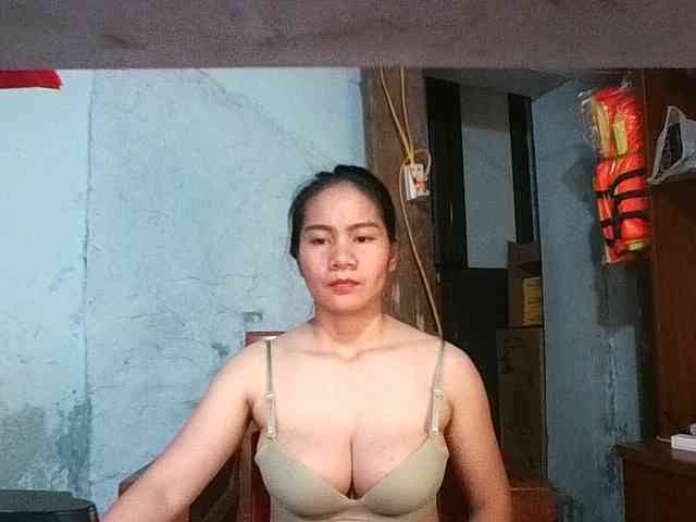 EllaShow93