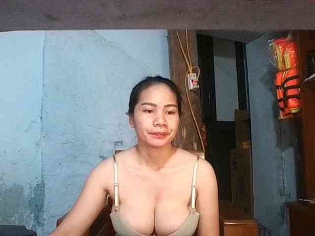 EllaShow93 webcam