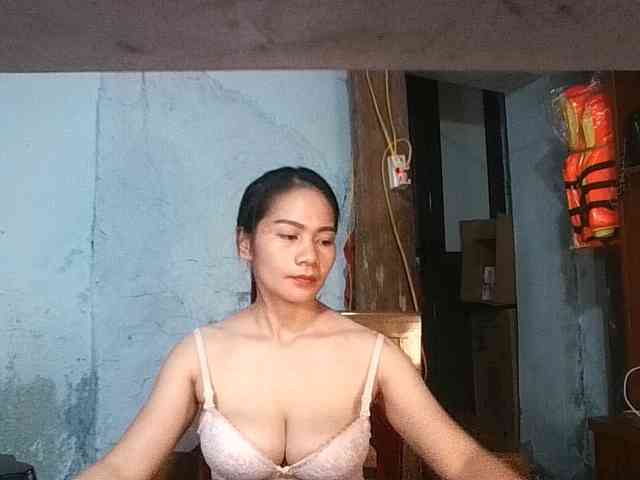 EllaShow93