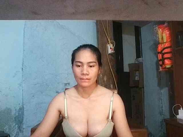 EllaShow93 webcam