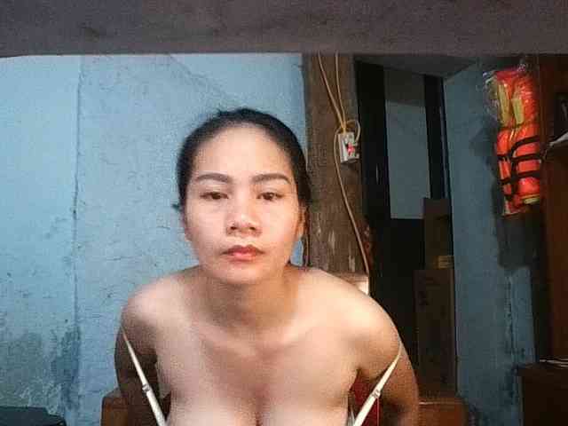 EllaShow93 webcam